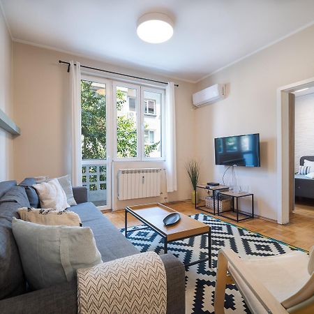 Cozy 1 Bdrm, Top Center, Solunska Near Vitoshka Street صوفيا المظهر الخارجي الصورة