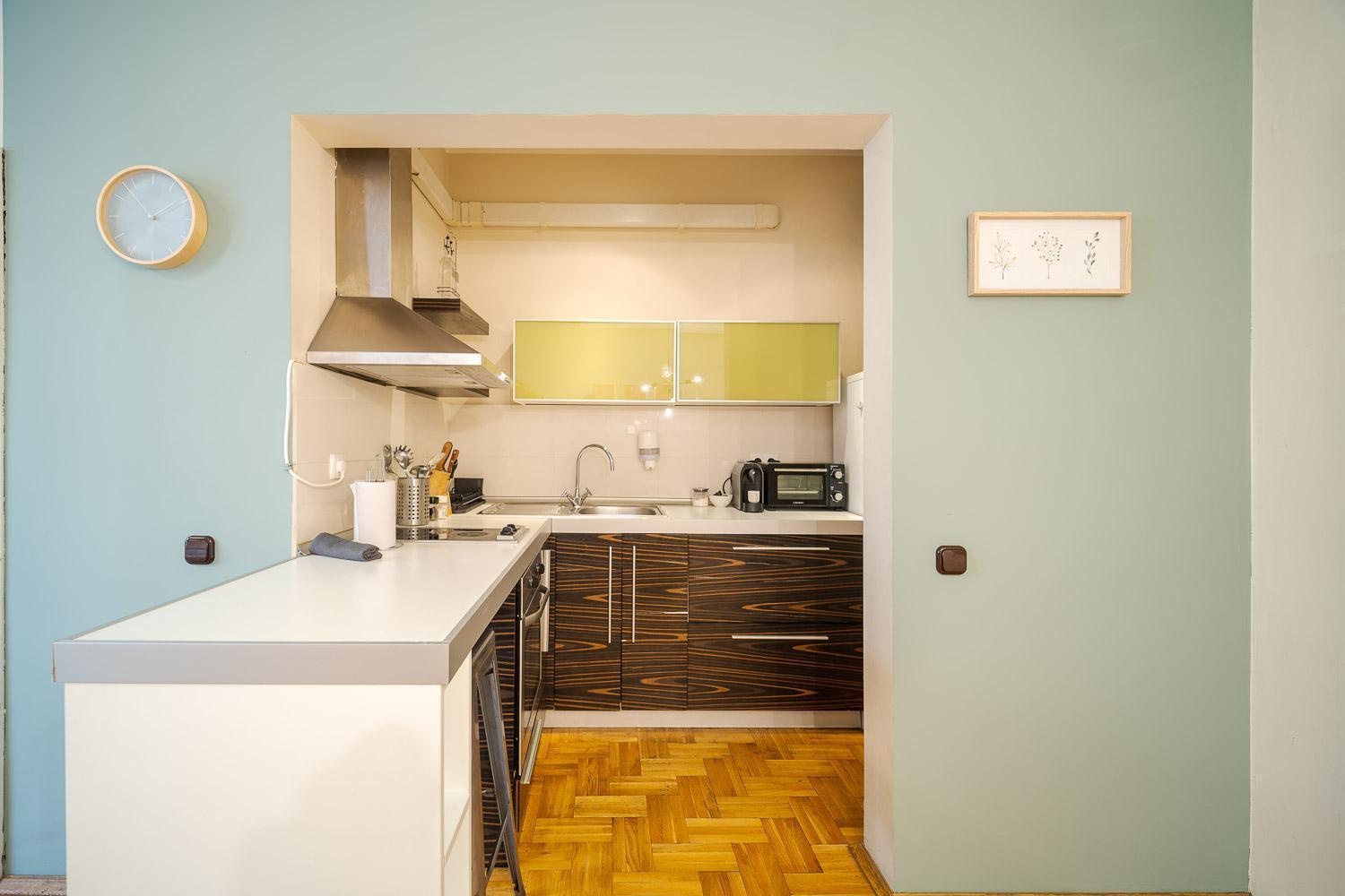 Cozy 1 Bdrm, Top Center, Solunska Near Vitoshka Street صوفيا المظهر الخارجي الصورة
